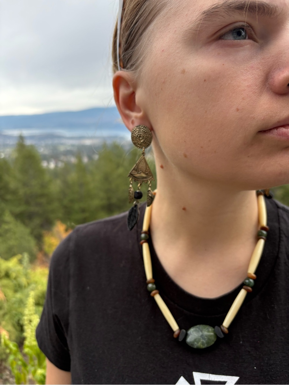Beautiful Dangle Native Style Earrings - Picture 5 of 6